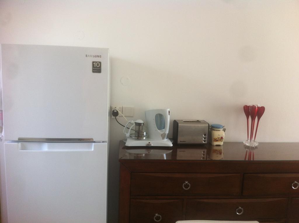 Sandy Beach Apartment 13 보로클리니 객실 사진